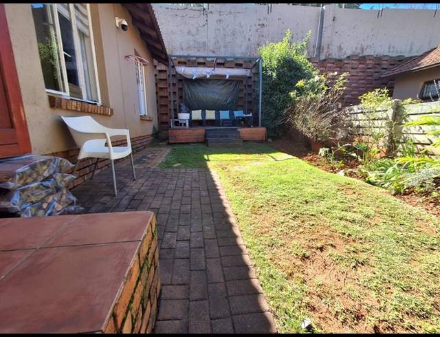 3 BEDROOM HOUSE FOR SALE IN MONDEOR